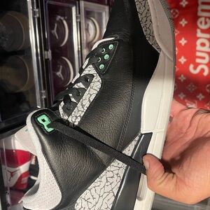 Jordan 3 Green Gkow